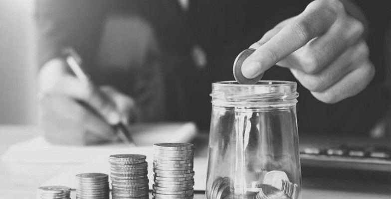 Sử dụng quạt máy có thật sự tiết kiệm điện hơn điều hoà ?