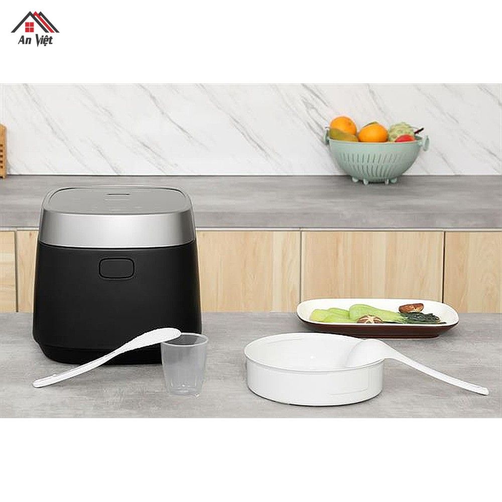 Nồi cơm cao tần Panasonic 1.5 lít SR-HN151KRA