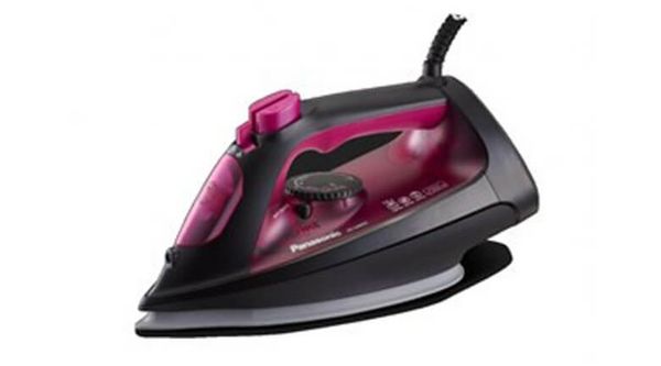 Bàn ủi hơi nước Panasonic NI-U400CPRA 