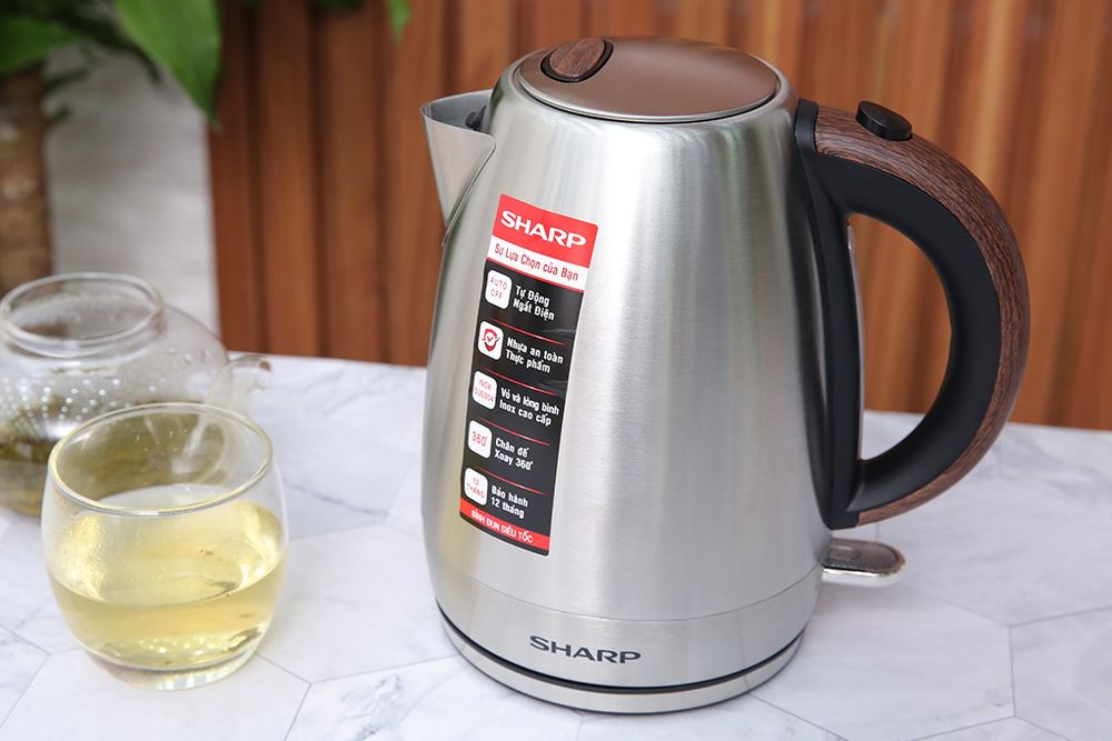 Ấm siêu tốc 1.7 lít Sharp EKJ-17EVSD-WD