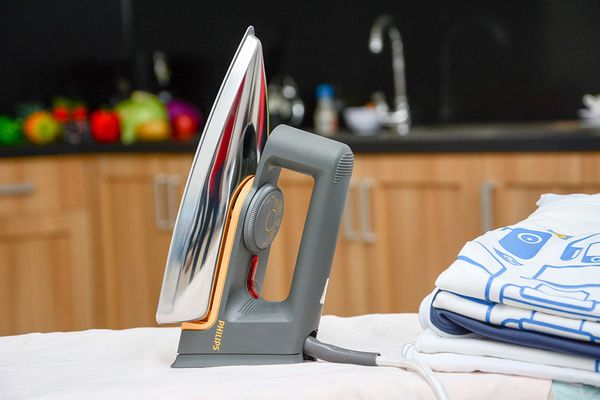 Bàn là khô 1100w Philips HD1172/01