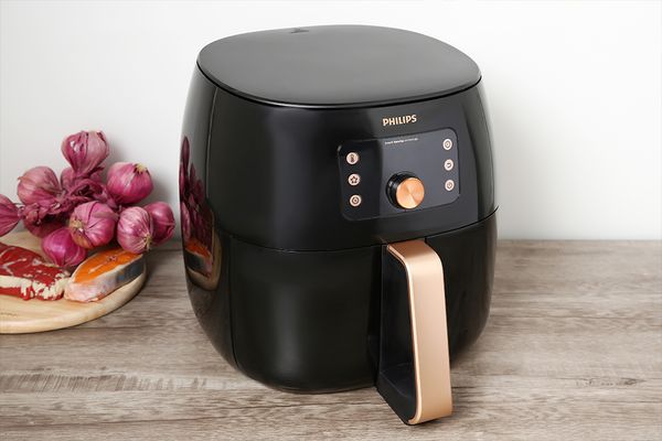 Nồi chiên không dầu 3.5 lít Philips HD9860/90