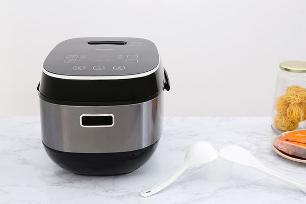 Nồi cơm cao tần 1.8 lít Sharp KS-IH191V-BK