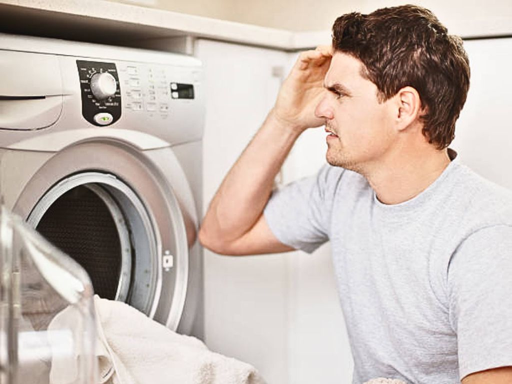 Máy giặt rung lắc mạnh và kêu to khi giặt? Nguyên nhân và cách khắc phục hiệu quả